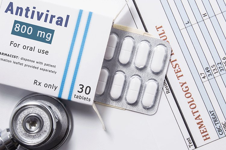 <p>We use <strong><mark data-color="#8f086d" style="background-color: #8f086d; color: inherit">antiviral drugs to target VIRUSES;</mark></strong></p><p>These drugs<mark data-color="#b40aa5" style="background-color: #b40aa5; color: inherit"> </mark><strong><mark data-color="#b40aa5" style="background-color: #b40aa5; color: inherit">only target viral enzymes</mark></strong>, <strong><em>without actually harming the host cell</em></strong>.</p>