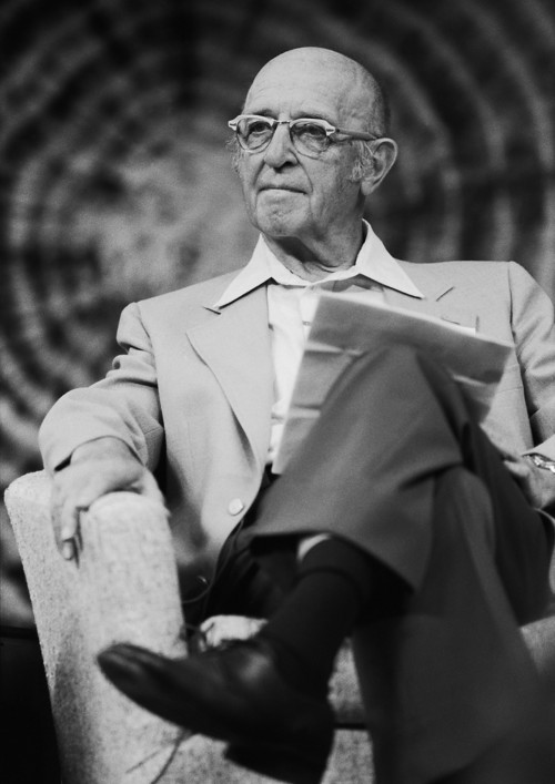 <p>psychologist best known for developing the psychotherapy method called client-centered therapy and for being one of the founders of humanistic psychology</p>