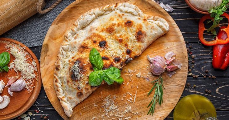 <p>Calzone Ragazza</p>