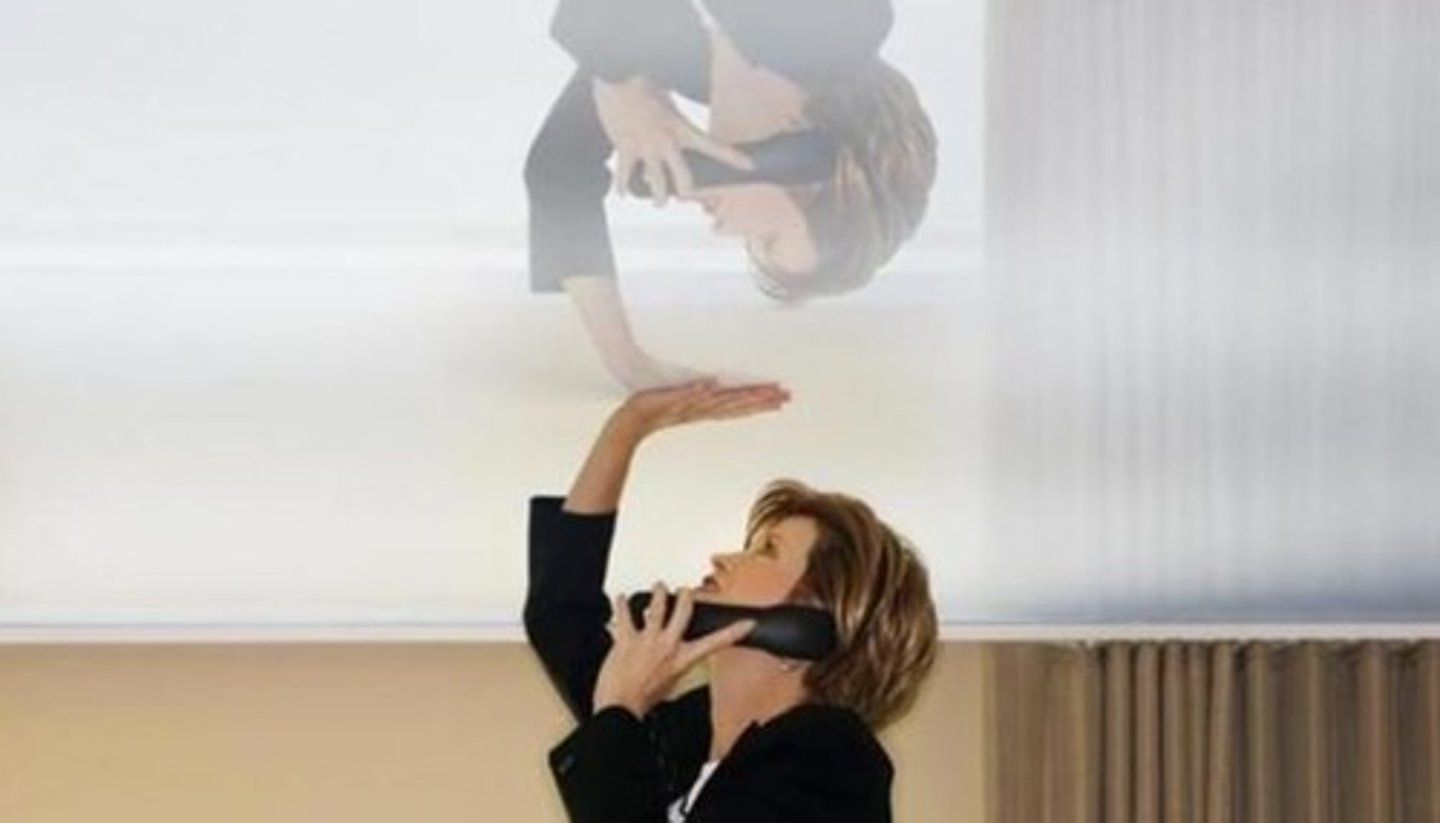 <p><strong>a point after which you cannot go any further, usually in improving your position at work:</strong></p><ul><li><p><em>Various reasons are given for the apparent ... ... women hit in many professions.</em></p></li></ul><p></p>