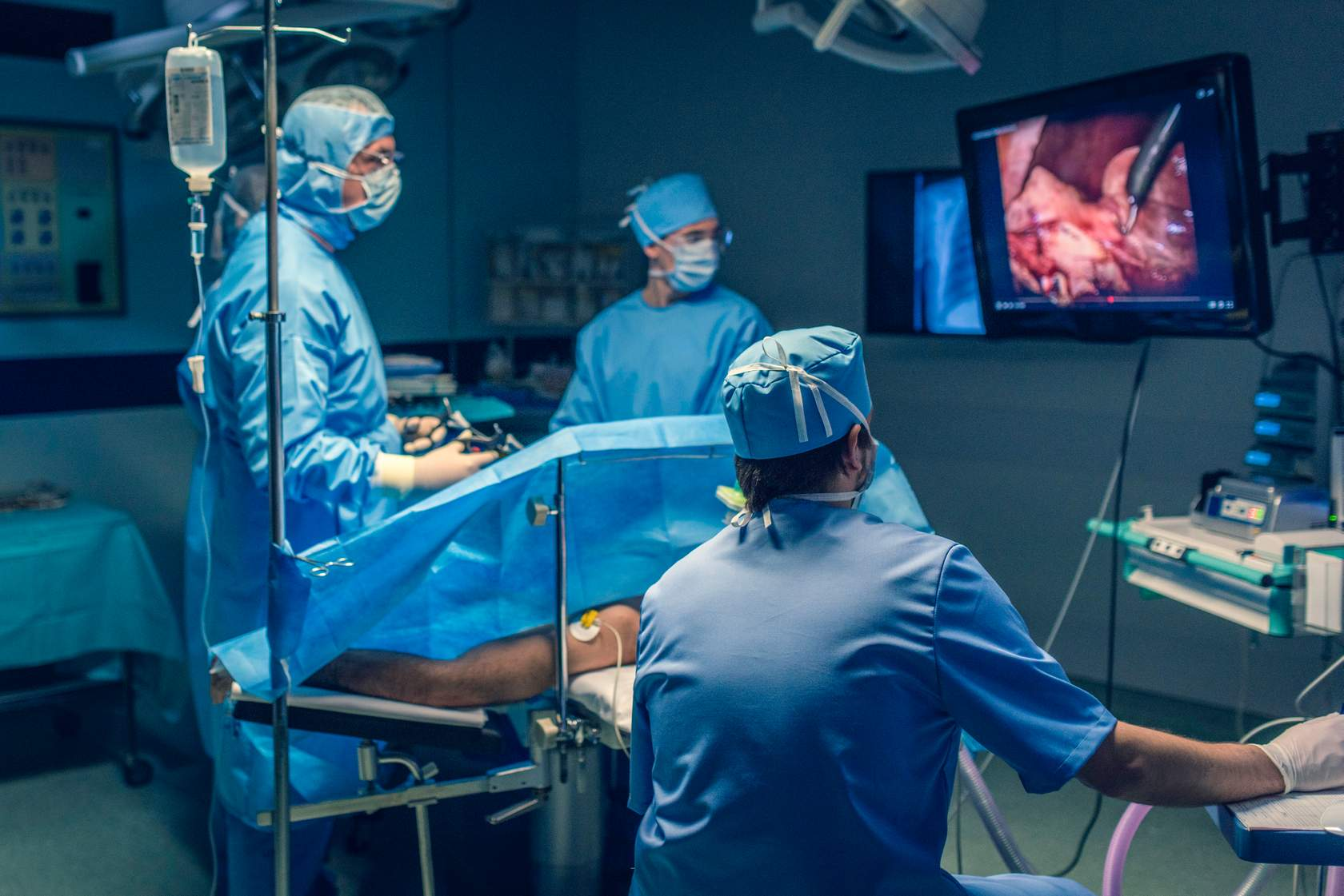 <p>What are <strong>surgical video towers? What do they do?</strong></p>