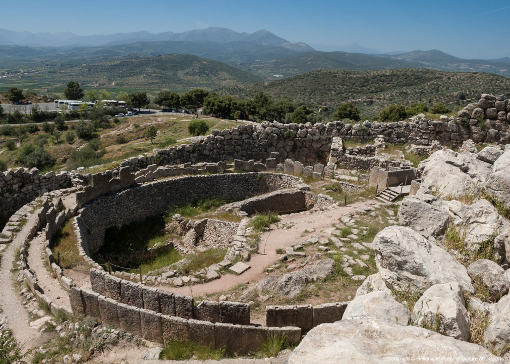 <p>Grave Circle A</p>