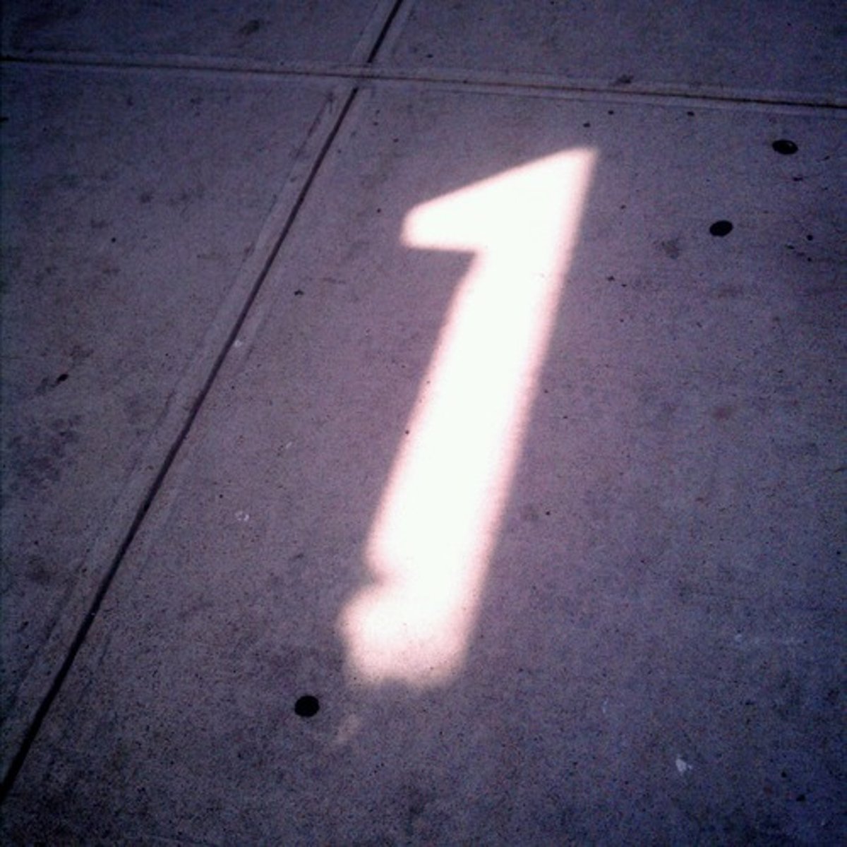 <p>one</p>