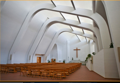 name the building architect and style 