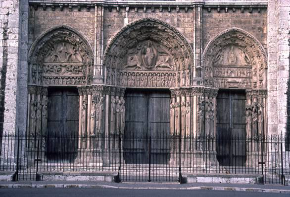 <p><strong>Katedrála v Chartres:</strong></p><ul><li><p>západní fasáda = 3 velké brány</p><ul><li><p>brána zrození (vpravo)</p></li><li><p>mystické víry</p></li><li><p>brána času (vlevo)</p></li></ul></li><li><p>sochy z 12. století</p></li><li><p>roseta = poslední soud</p></li><li><p>Francie</p></li></ul><p></p>