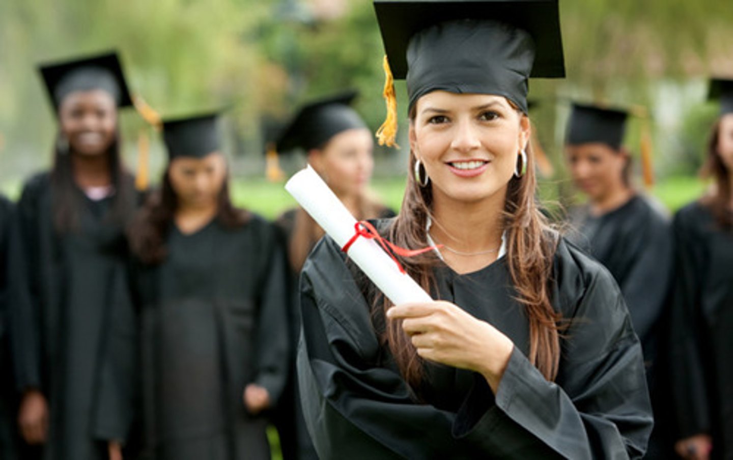 <p>conducive to success; favorable./giving or being a sign of future success.</p>