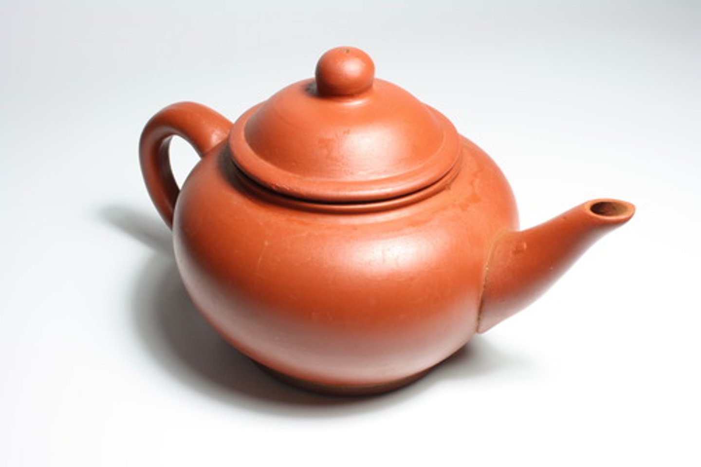 <p>（hú）a measure word（usually for liquids in a kettle or pot）</p>