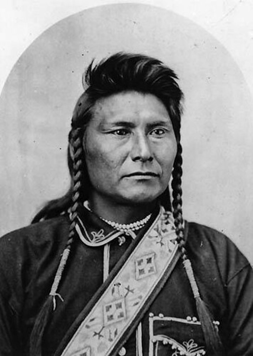 <p>- Leader of the Nez Perce</p><p>- Refused to leave his lands in Oregon to go to a reservation in Idaho so he led 800 of his people in an attempt to escape to Canada</p><p>- Caught by the US army near the border of Canada and ordered his people not to fight</p><p>- Gave a famous speech where he said, "My heart is sick and sad. From where the sun now stands, I will fight no more forever."</p>