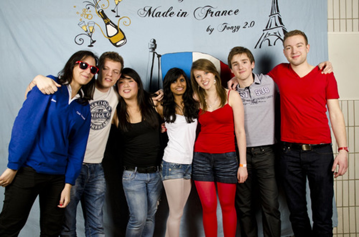 <p>se faire des amis</p>