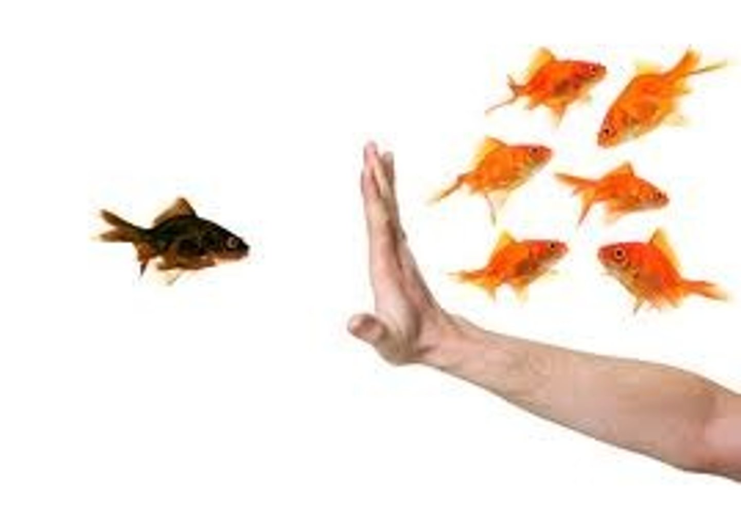 <p>to make someone feel that they are different and not part of a group (estrange, isolate)</p>