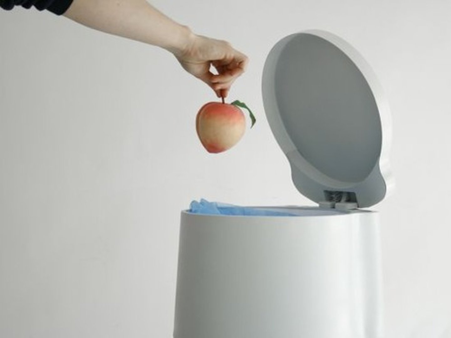 <p>to throw away or get rid of something that is no longer useful or needed</p>
