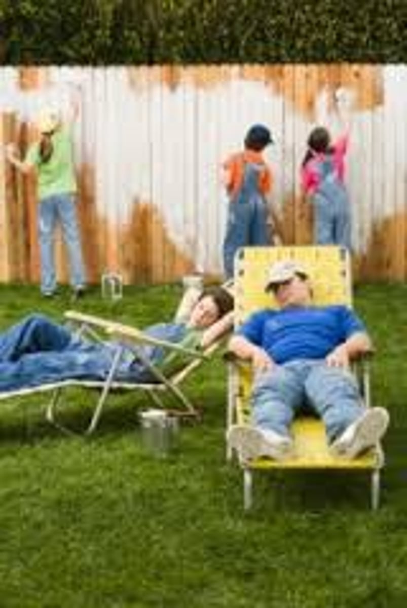 <p>If you ~, you spend your time in a relaxed and lazy way, sometimes when you should be doing something useful.</p><p></p><p>It gives him a reason for l_____ a_____ doing nothing.</p><p>He remembered mowing the lawn, l______ a_____ the swimming pool.</p>