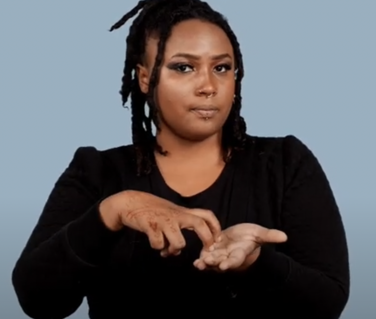 <p>flip these “legs” onto your palm</p>