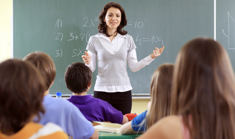 <p>Magistra</p>