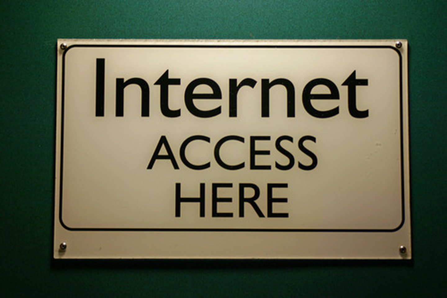 <p>internet</p>