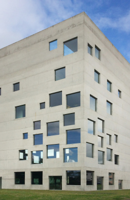 <p>Building + Architect</p>