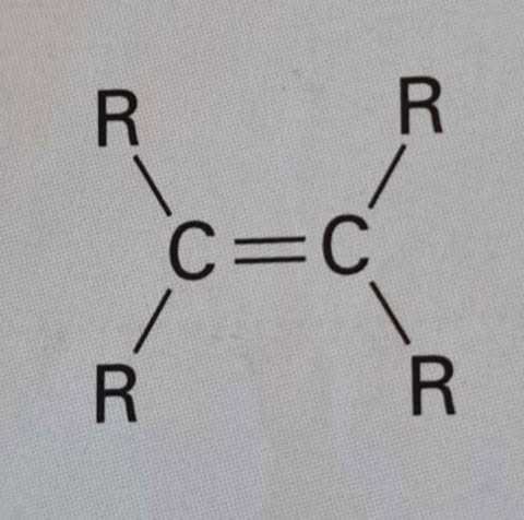 <p>Hvad sker der ved oxidation af 4x subst. alken?</p>
