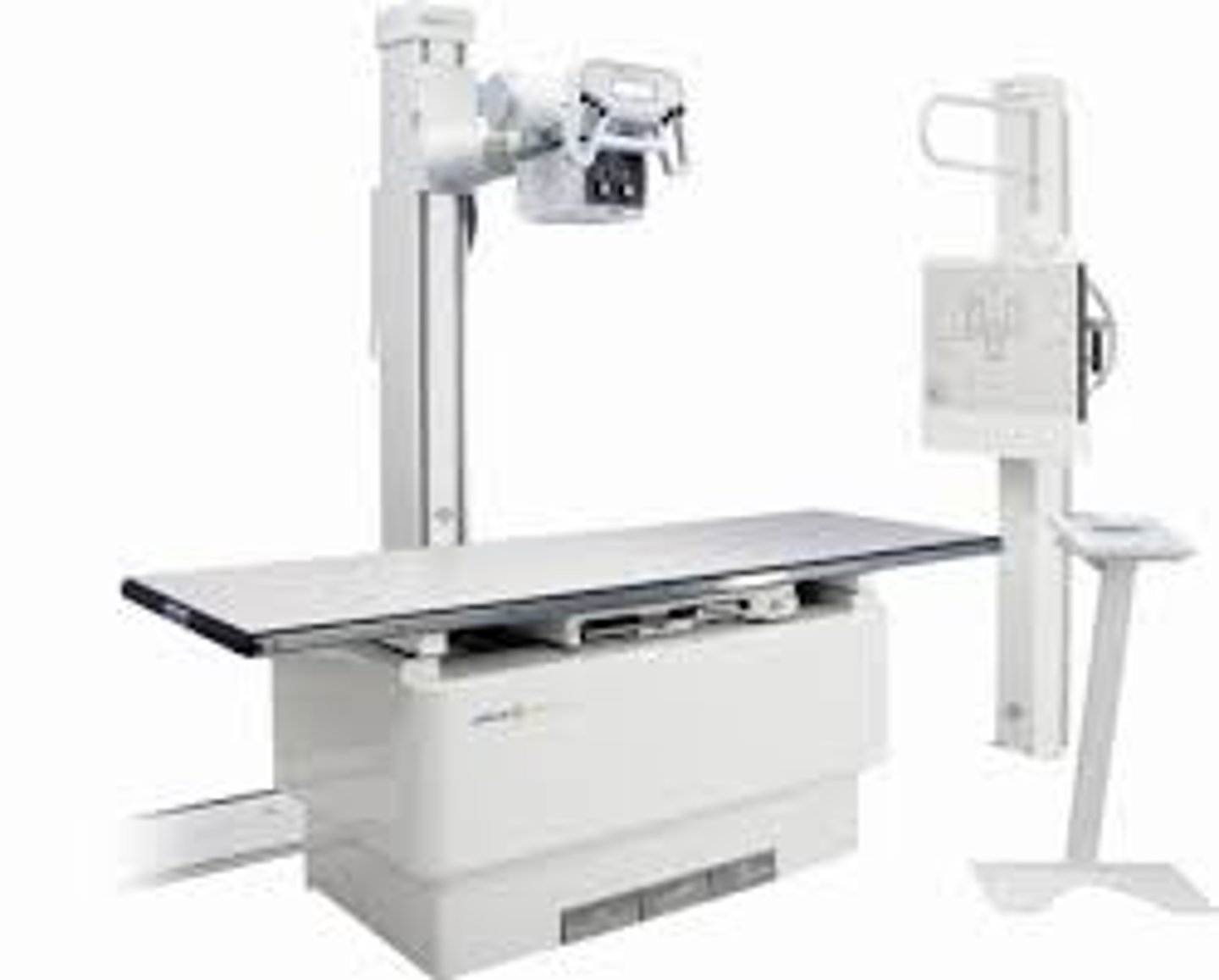 <p>uses radiation to creat internal images of animals, helping diagnose animals</p>