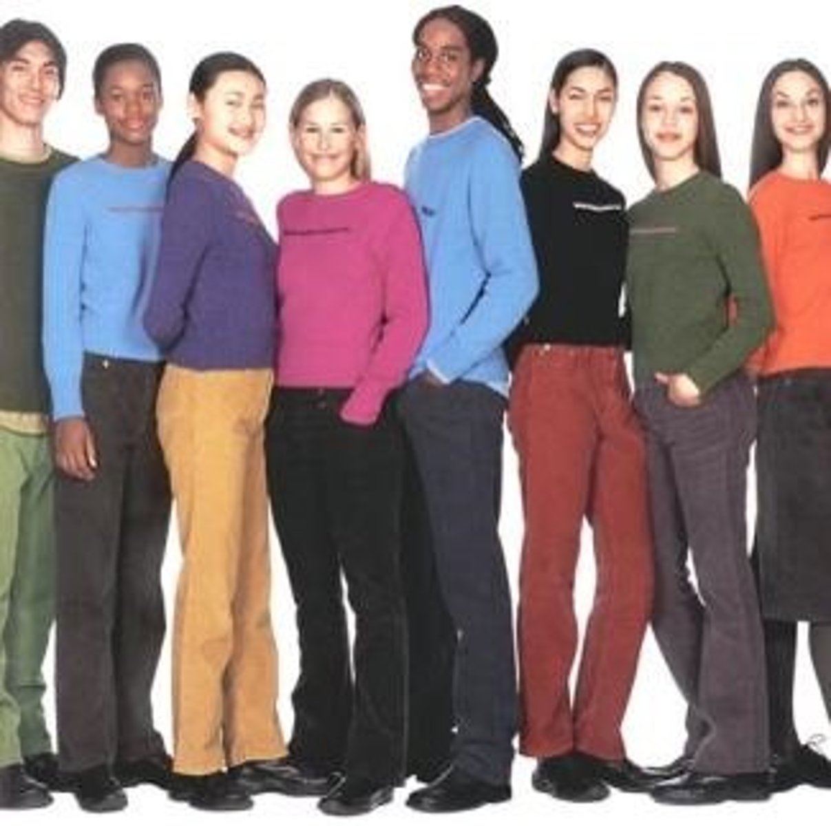 <p>the fact of many different types of things or people being included in something; variety: sự đa dạng.</p>