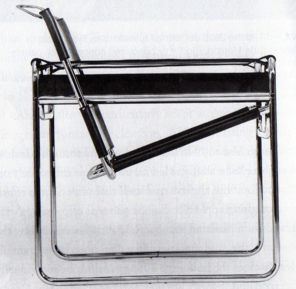 <p>What was the primary material used in the Wassily chair?</p>
