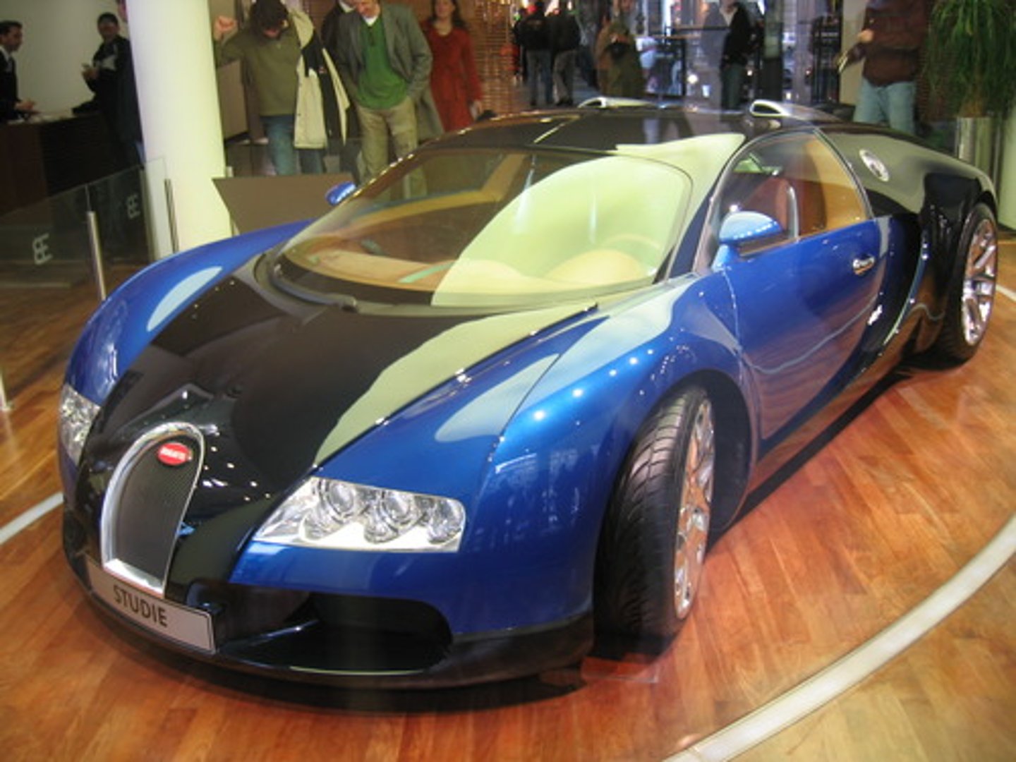 <p>car</p>