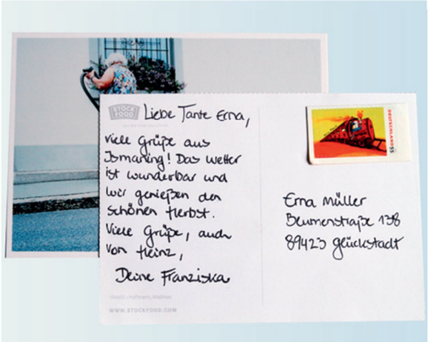 <p>greeting from vacation</p>