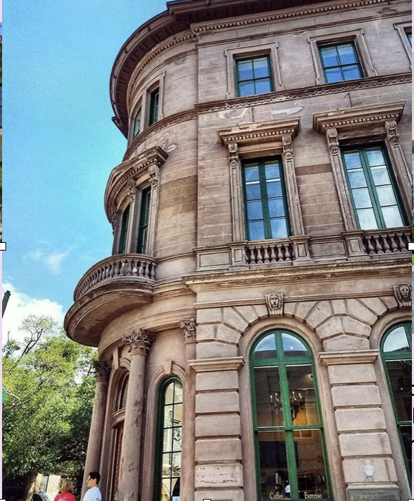 <p>Low pitched hipped roof (or a flat roof)</p><p class="p1">Wildly overhanging eaves supported by decorative brackets</p><p class="p1">Larger windows on bottom with smaller less decorative windows on top</p>