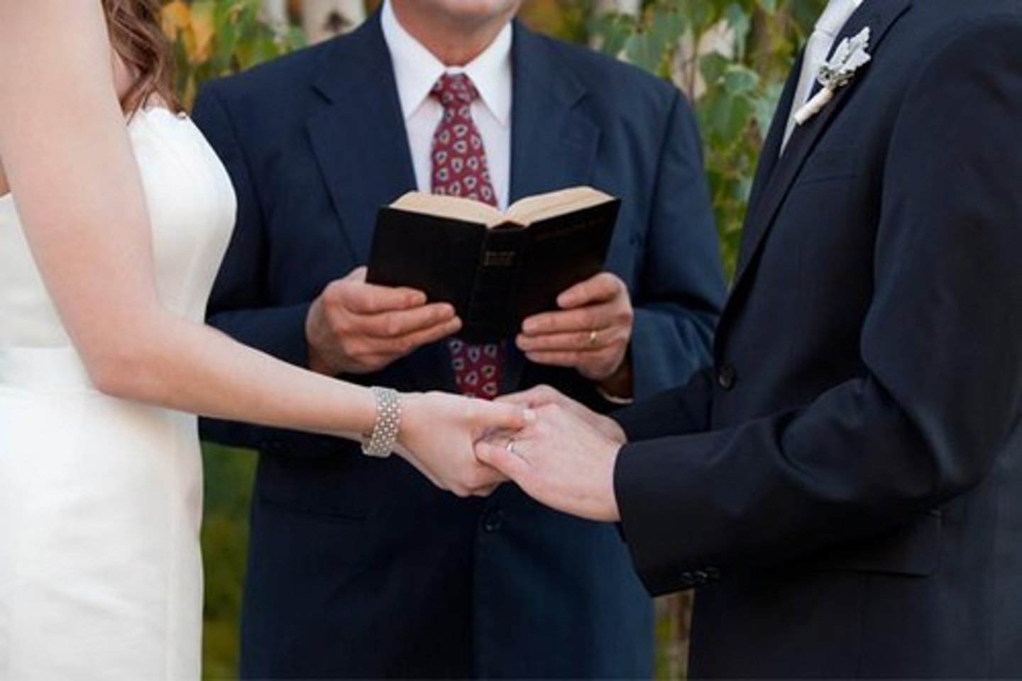 <p>to become a married couple in an official ceremony</p>