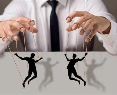 <p>manipulation /məˌnɪpjʊˈleɪʃən/ </p>