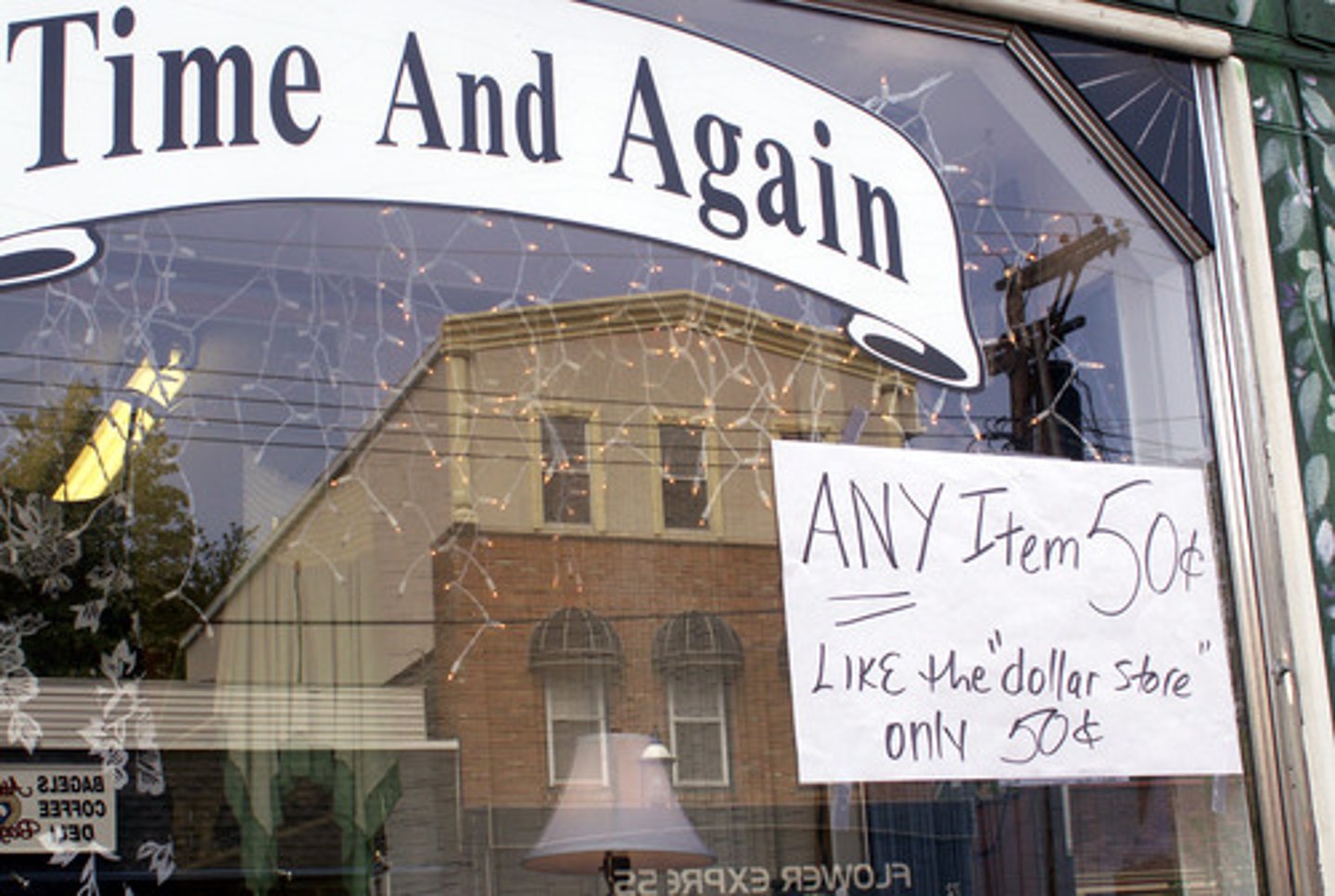 <p>bargain, deal</p>