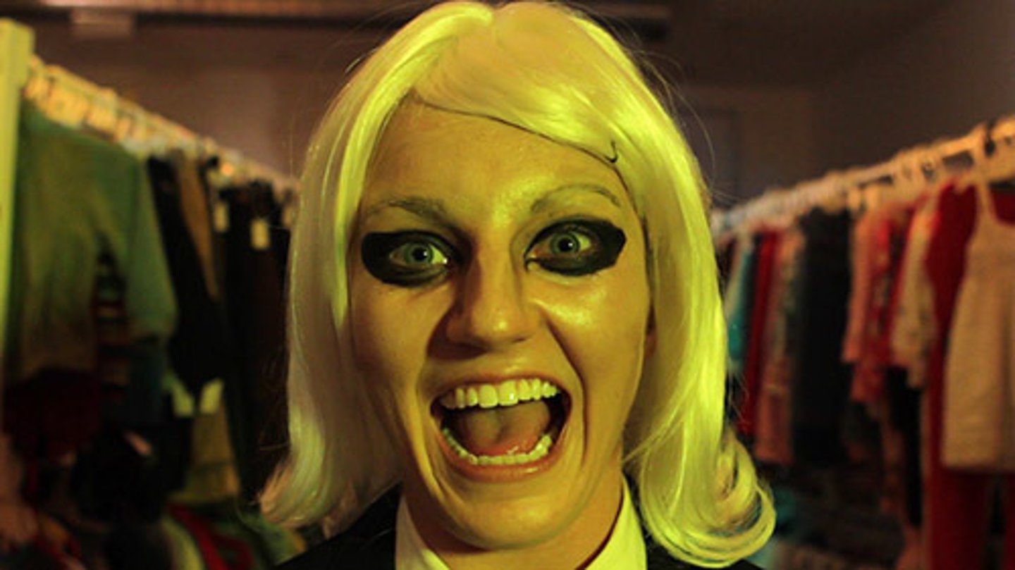 <p>bargain, deal</p>