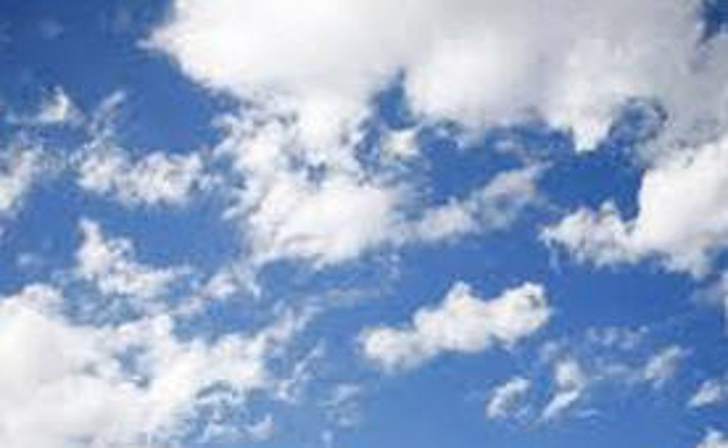 <p>tiānkōng bầu trời 天空很藍，雲很白。 (Tiānkōng hěn lán, yún hěn bái.) - Bầu trời rất xanh, mây rất trắng.</p>