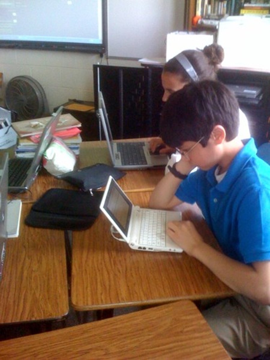<p>a (male/female) student</p>