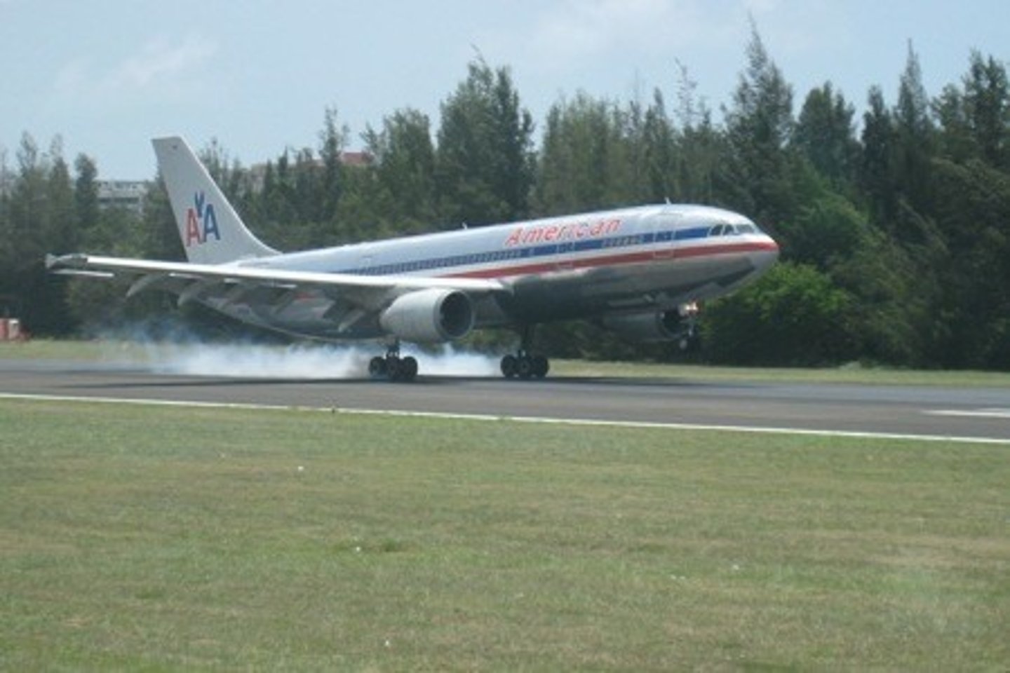 <p>to land</p>