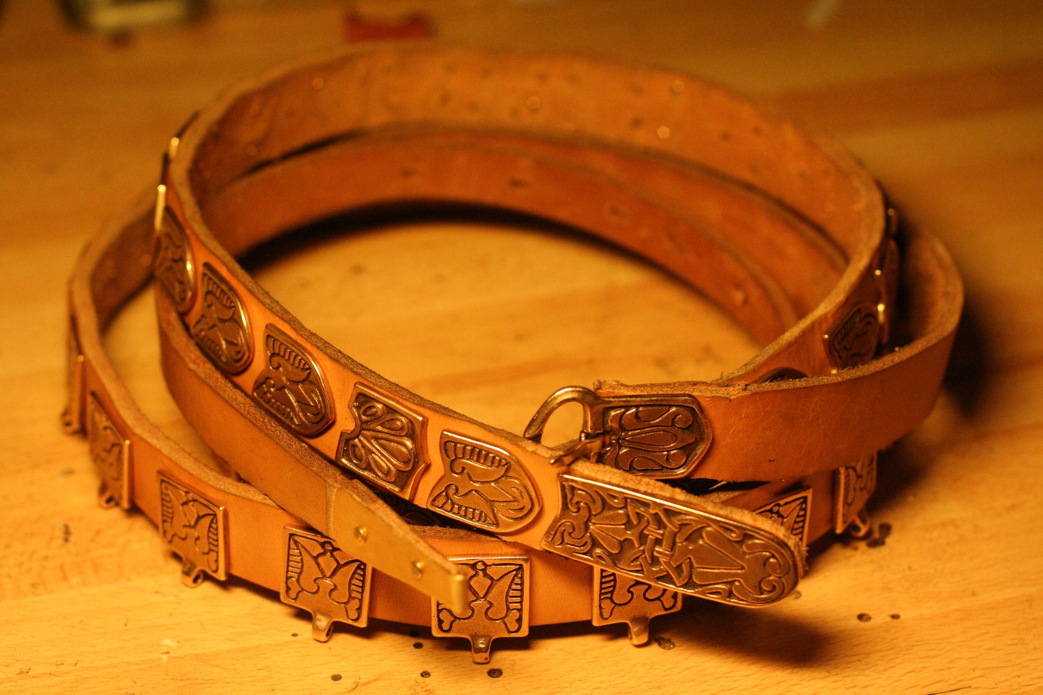 <p>der Gürtel, -</p>