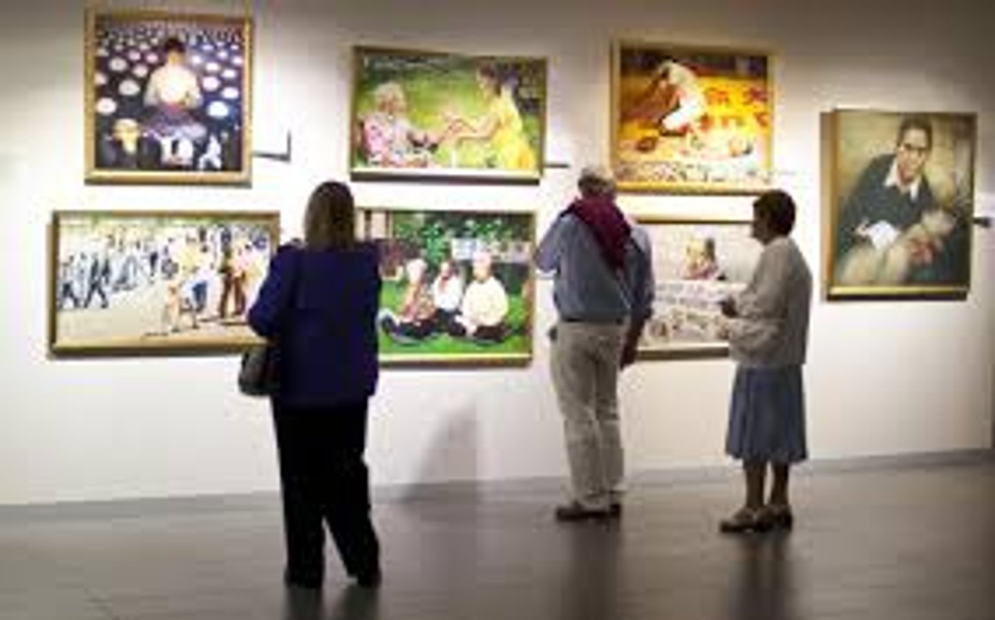 <p>art exhibition</p>