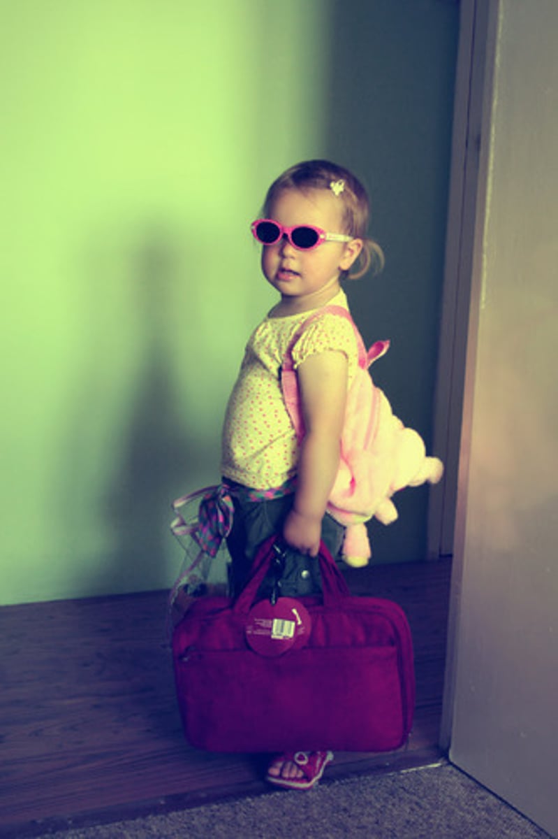 <p>to leave</p>