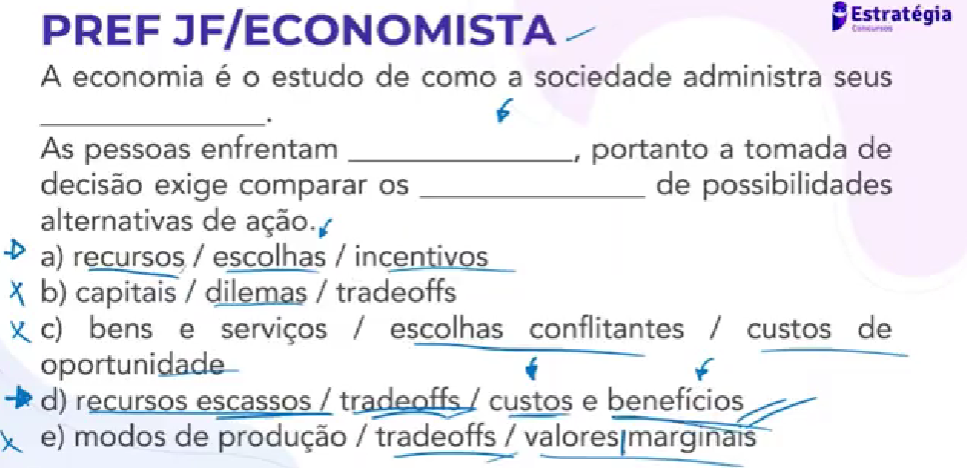 <p>A banca escolheu letra D, só que a A está correta tembém </p>