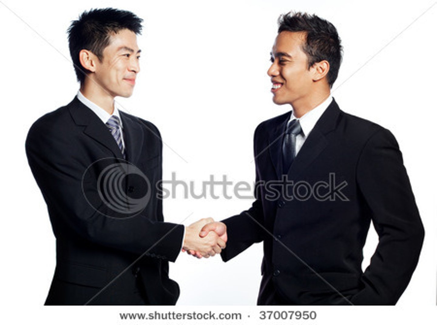 <p>cộng sự, đối tác</p><p>ex: our associates are turned unconventional ideas into reality</p>