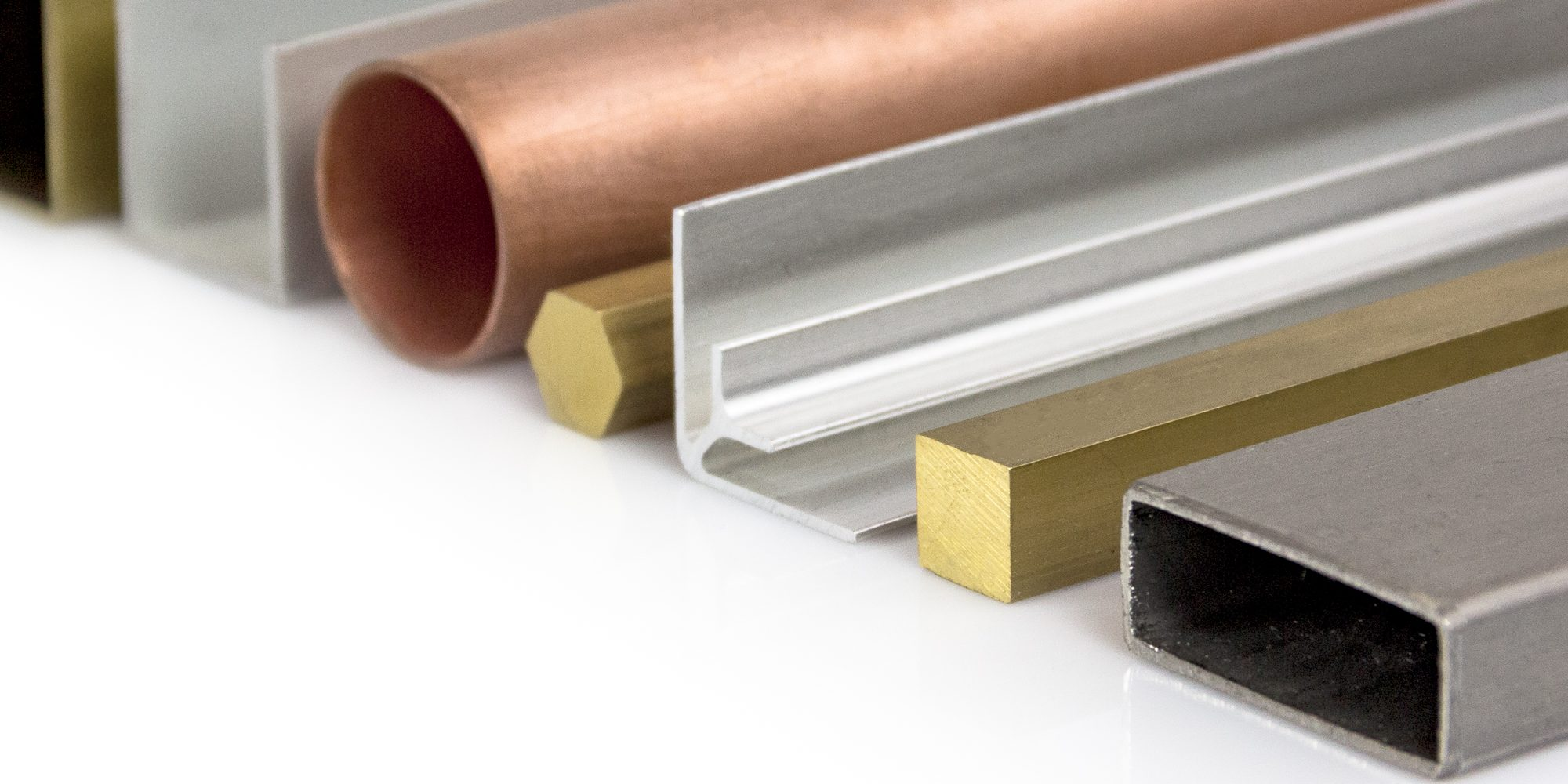 <p>nee (, want zeer arbeids intesief en moet een behandeling hebben met zware metalen)</p>