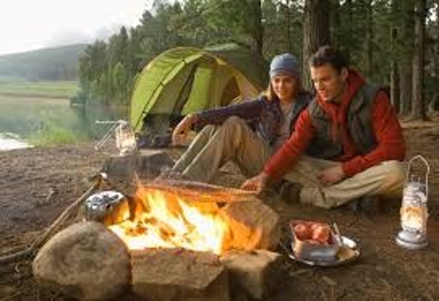 <p>to go camping</p>