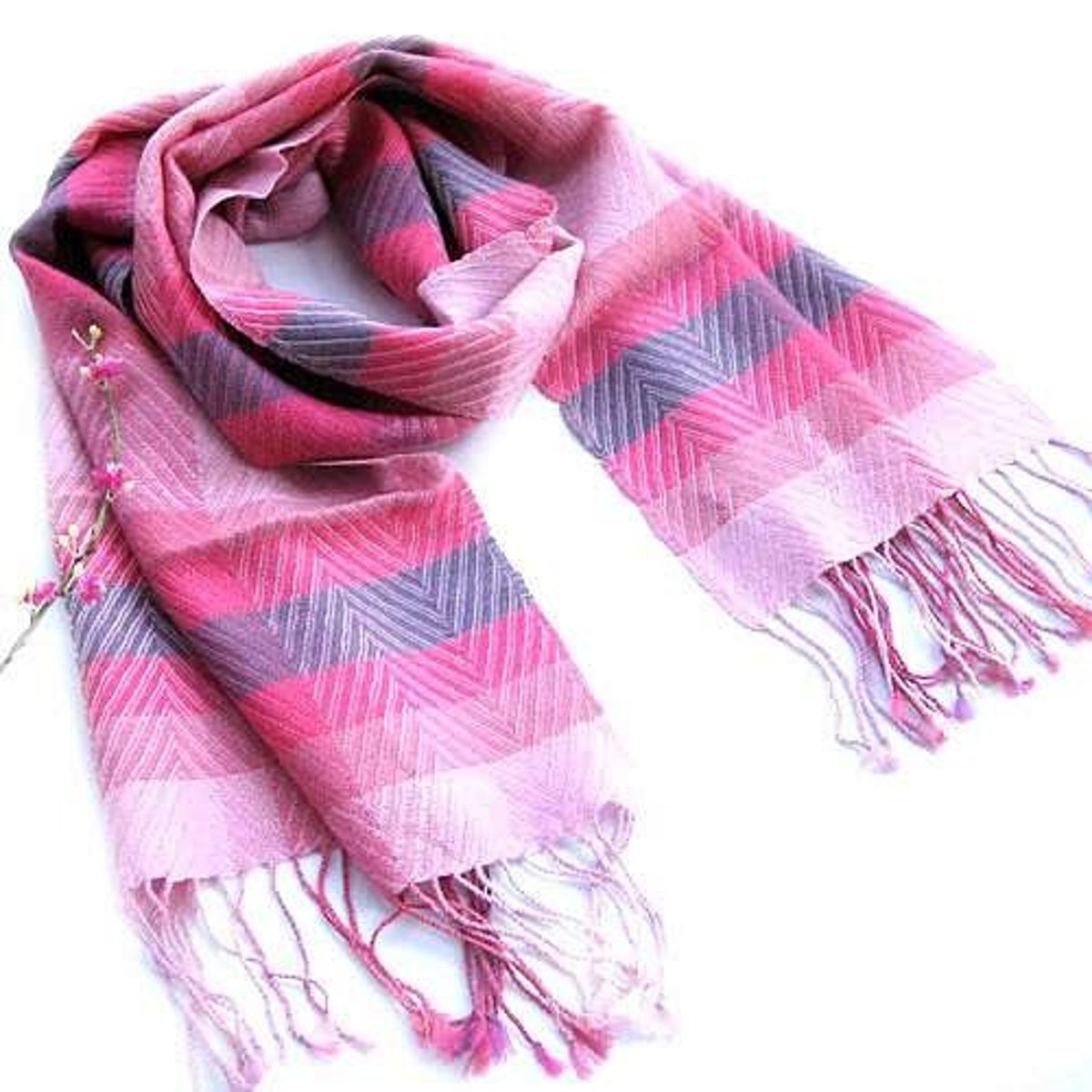 <p>scarf (warm)</p>