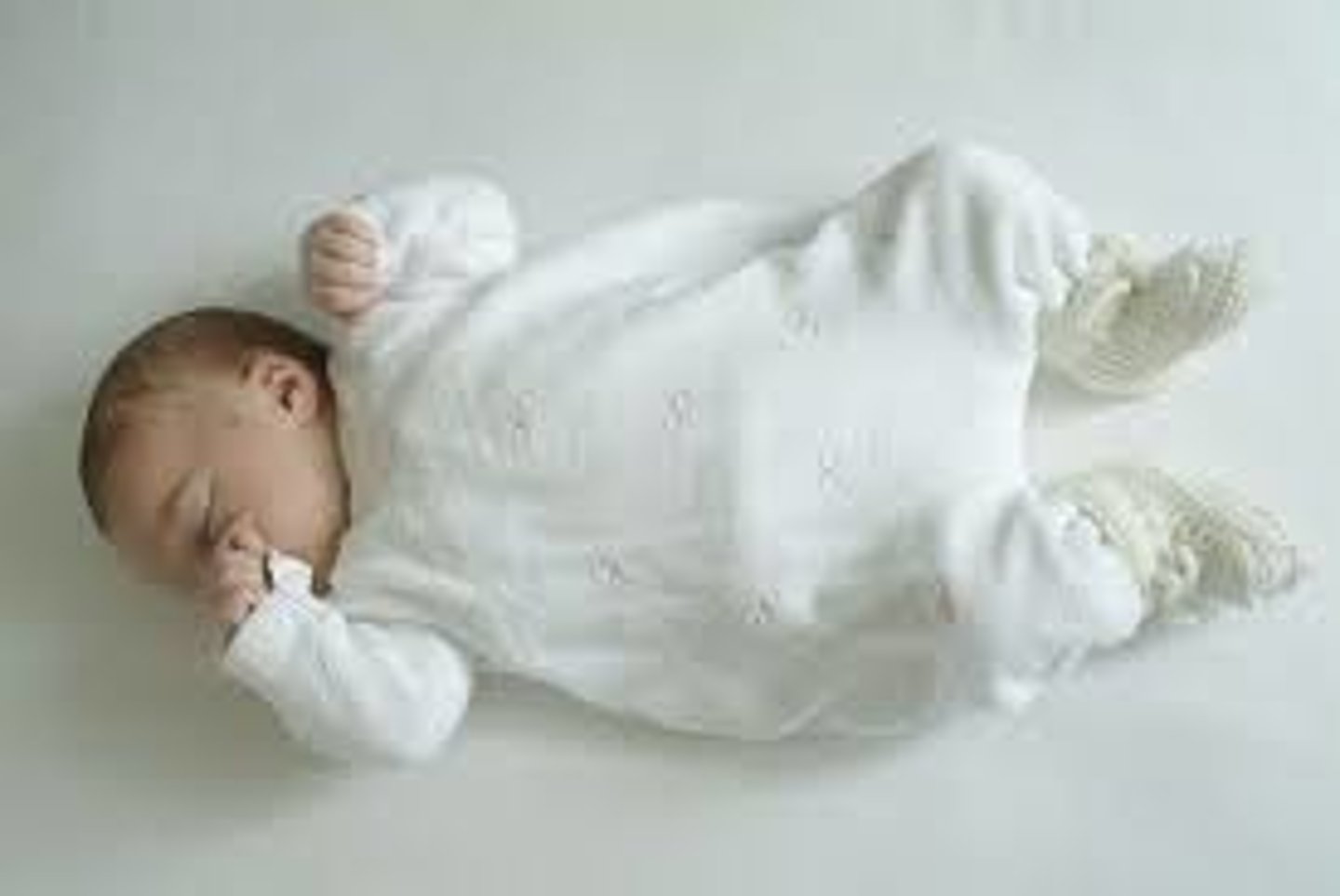 <p>Newborn to 6 weeks after birth.</p>
