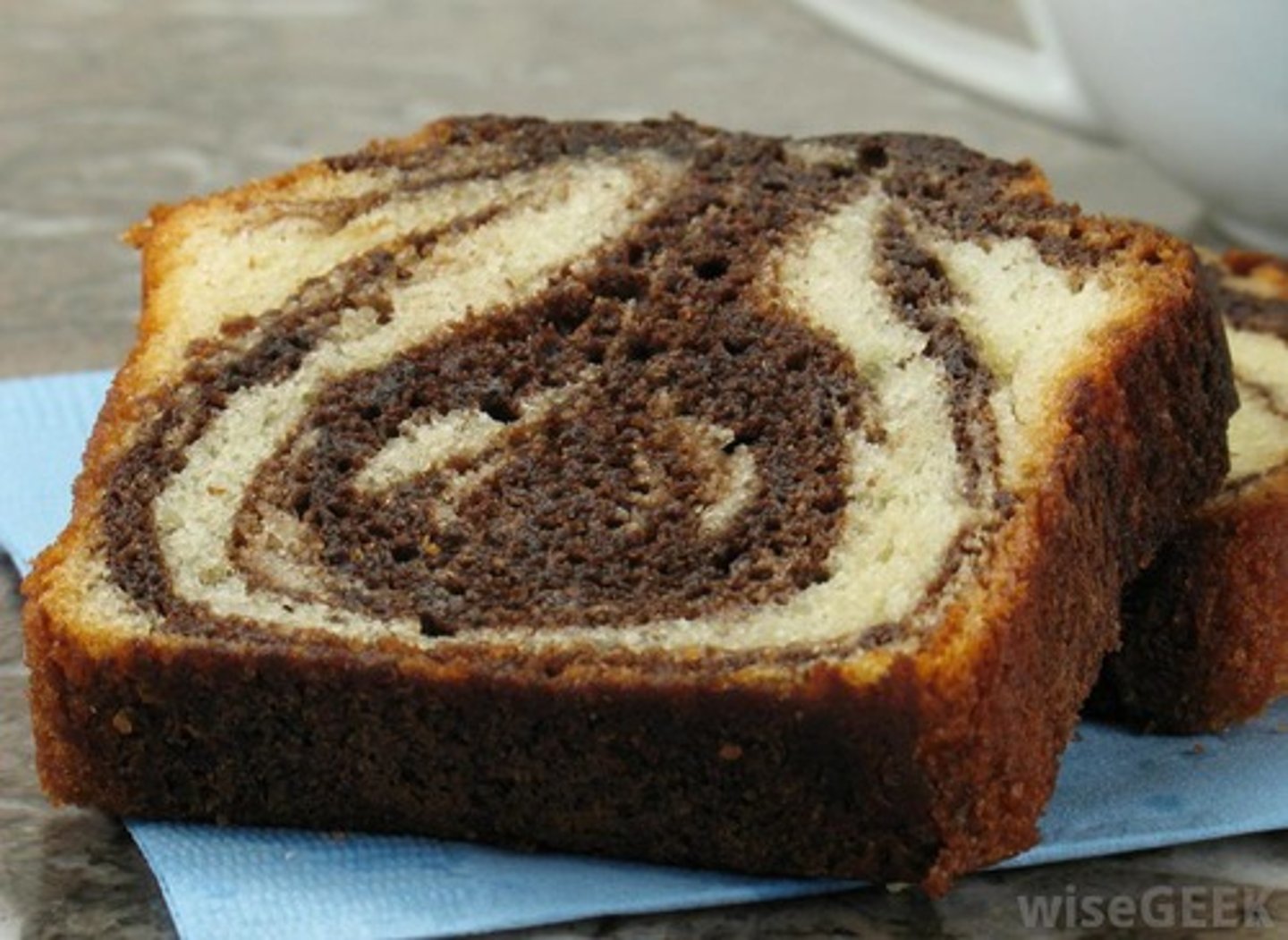 <p>A system of government in which powers and policy assignments are shared between states and the national government. They may also share costs, administration, and even blame for programs that work poorly.</p>