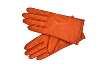 <p><span>a </span>piece<span> of </span>clothing<span> that is </span>worn<span> on the </span>hand<span> and </span>wrist<span> for </span>warmth<span> or </span>protection<span>, with </span>separate<span> </span>parts<span> for each </span>finger</p>