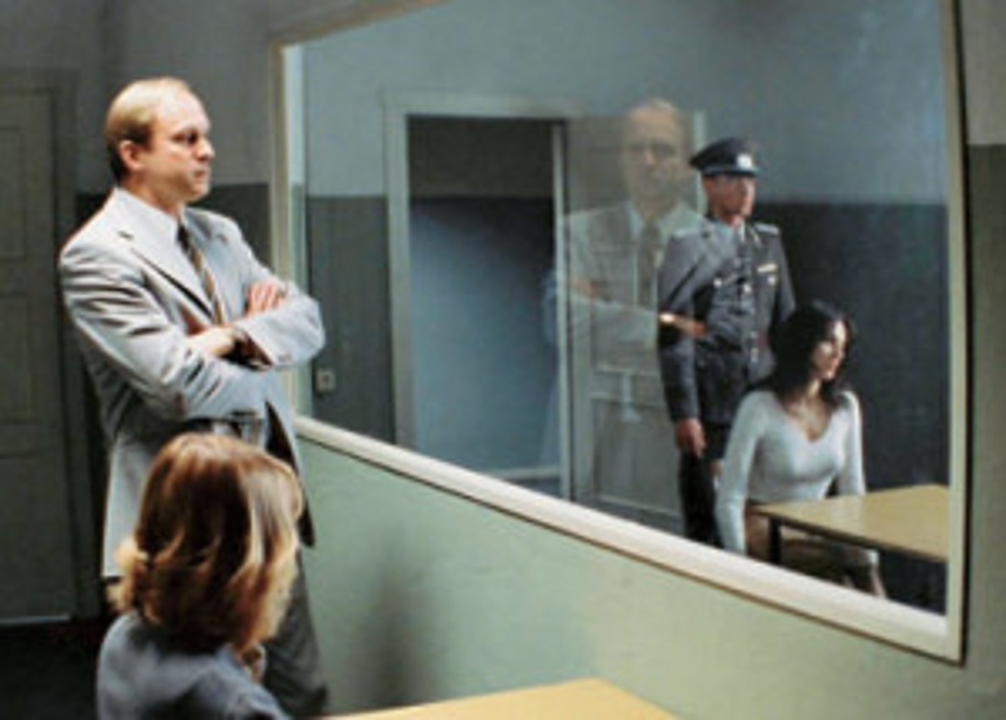 <p>Ruled that a defendant must be allowed access to a lawyer before questioning by police.</p>