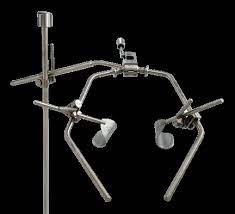 Exposing underlying structures during vascular procedures (Omni Tract System)