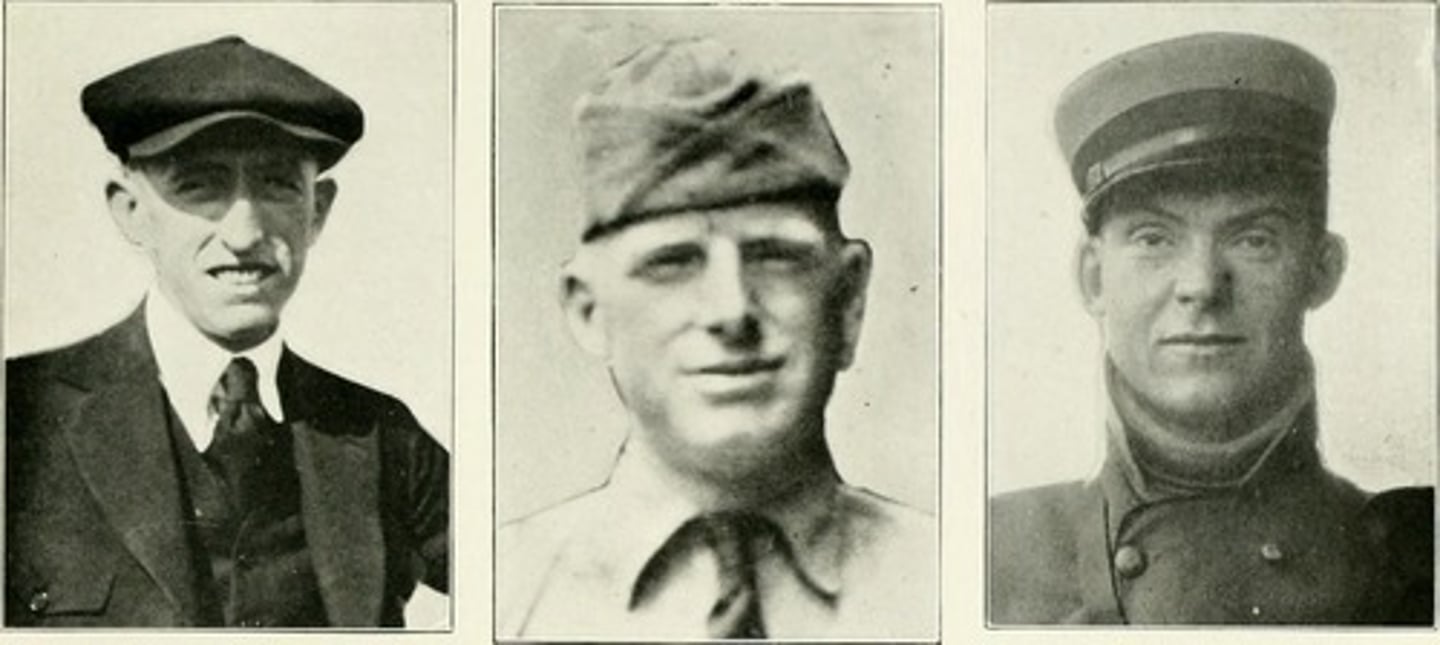 <p>Law passed by Congress in 1917 that required all men from ages 21 to 30 to register for the military draft</p>
