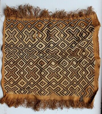 <p>Textiles from the Kongo region, often featuring intricate patterns and vibrant colors, used in ceremonial and everyday contexts. </p>