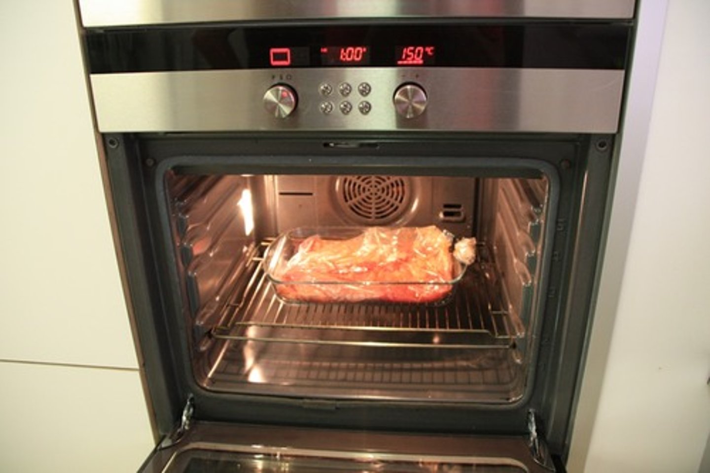 <p>the oven</p>